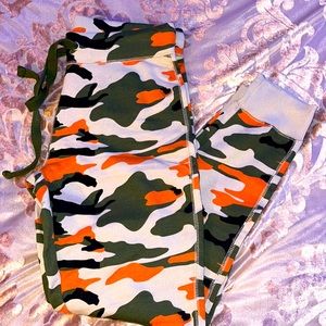 Army print sweat pants